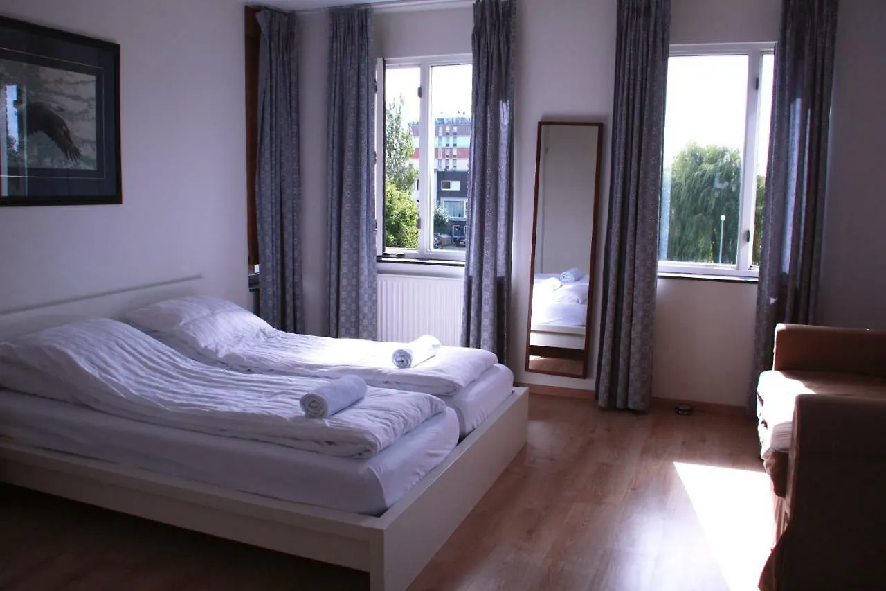 Floriande Stay Hoofddorp Bed & Breakfast