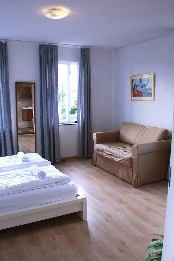 Floriande Stay Hoofddorp Bed & Breakfast